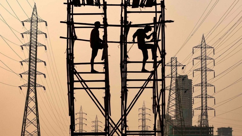 Sindh govt to provide cheap electricity via independent Sepra authority: minister